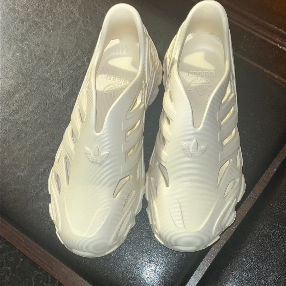 Adidas Kids Unisex Cream AdiFOM Super Nova J Slip-On Sneakers